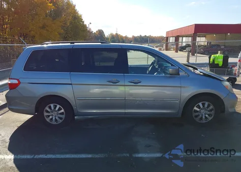 2007 Honda Odyssey Touring z USA, uszkodzony, nr VIN 5FNRL38887B089239